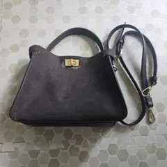 ダークブラウン スエード ショルダーバッグ