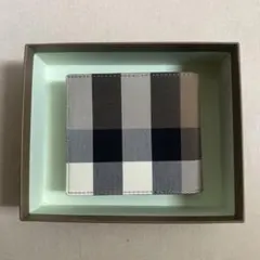 Burberry 二つ折り財布