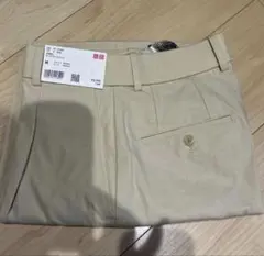 ユニクロ　タックワイドパンツ　31 ベージュ