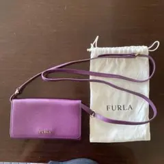 FURLA スマホショルダーのサムネイル