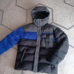 adidas フード付きダウンジャケット 黒/青