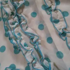 お値下げ　涼しげ膝下スカート　Mサイズ　アイボリー地に水色水玉