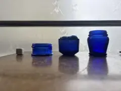 青いクリーム瓶（難あり）のサムネイル