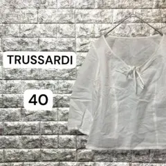 トラサルディ　TRUSSARDI ブラウス　薄手　七分袖　40 白のサムネイル