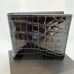 新品　一枚革　シャイニングクロコダイルレザー 二つ折り財布 ブラック