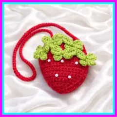 バッグ　ハンドメイド　ポシェット　キッズ　ポシェット お出かけ　ポーチ　いちご