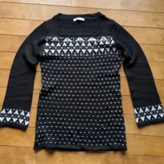幾何学模様 黒長袖セーター スクエアネック