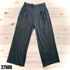 UNIQLO ユニクロ 黒ストライプ ワイドパンツ プリーツ入り 2760