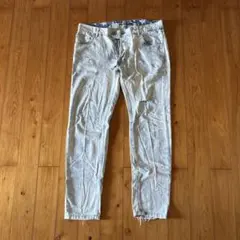 ライトブルーデニム スカルパッチ付きのサムネイル