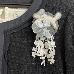 ご専用ミナペルホネン ハンドメイドブローチ＊タンバリン×うさぎさんのブローチ