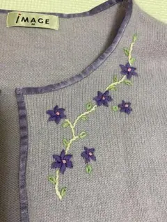ニットカーディガン　ウール アンゴラ 刺繍 ラベンダー色 レトロ