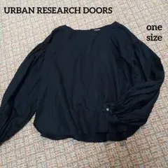 【アーバンリサーチドアーズ】ギャザースリーブ ブラウス リネン混 ブラック