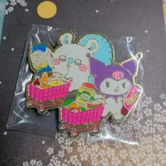Chiikawa Sanrio ピンズ　クロミ　モモンガ
