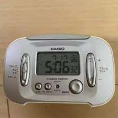 CASIO 電波目覚まし置時計DQD-70Jのサムネイル