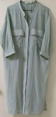 T】新品 ATTENTION 長袖シルクガウン Fサイズ ブルー 256 - メルカリ