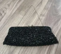 UNTITLED ビーズ装飾 クラッチバッグ 黒