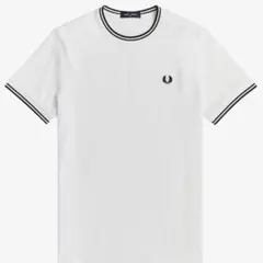 ⚠️最終値下げ⚠️FRED PERRYフレッドペリー 白Tシャツ 男女兼用