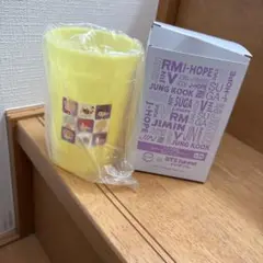 スシロー　BTS Island インザソム　カラーチェンジングカップ　イエロー②