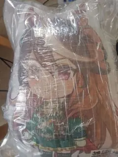 ウマ娘 シンボリルドルフ ダイカットクッション 未開封品