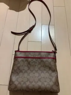 K*u様 Coach ショルダーバッグ ブラウン/ピンクレッド - メルカリ