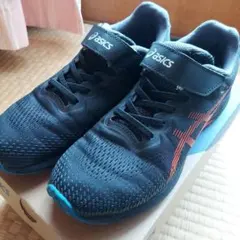 asics ブラック/オレンジ スニーカー24㎝