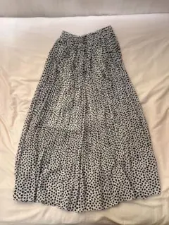 白黒ダルメシアン柄プリーツロングスカート