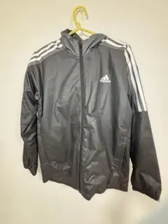 adidas ブラック　ジャージ　ウィンドブレーカー　上のみ　160