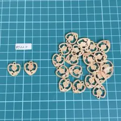 ハート　バラ　薔薇　花　ゴールド　ハンドメイド　パーツ　チャーム