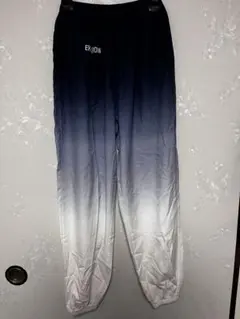 グラデーションスラックス