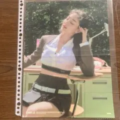 TWICE ジヒョ BETWEEN1&2 ポスター