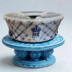 古伊万里白磁盃台 】 透かし彫り 波に千鳥染付 有田/平戸/肥前 - メルカリ