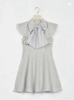 An MILLE リボン付き ノースリーブ ミニワンピース アイスグレー
