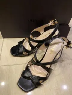 PRADA プラダ サンダルのサムネイル