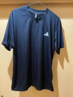 adidas 黒 トレーニングトップス