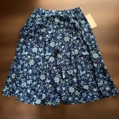 コムサマチュア　ネイビー系花柄フレアスカート