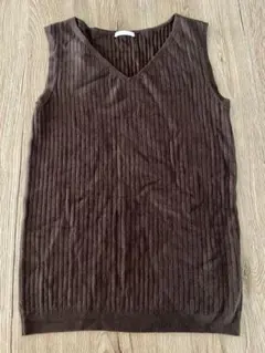 【秋アイテム✧︎*】GUワイドリブVネックセーター(ノースリーブ) Mサイズ