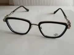 ブラックメタルフレーム スクエア メガネ