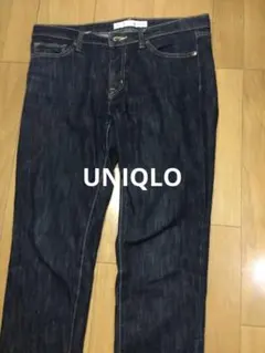 UNIQLO スキニーフィット ダークデニムジーンズ29インチ(73.5cm)