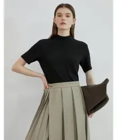fano studious モックネックTシャツのサムネイル