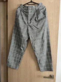 ワイドパンツ　チェック　ウエストタック付き　GU