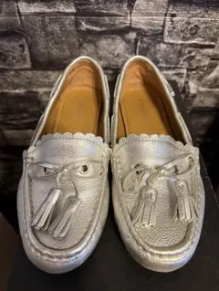 coachメタリックレザータッセル付きローファー