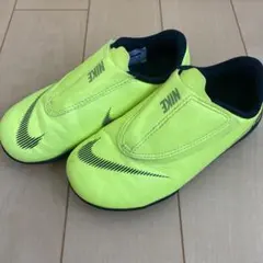 Nike 蛍光イエロー スリッポンキッズシューズ　トレシュー　サッカー　18㎝
