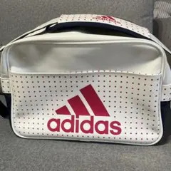 adidasエナメルスポーツバッグ ホワイト ネイビー ピンクドット柄アディダス