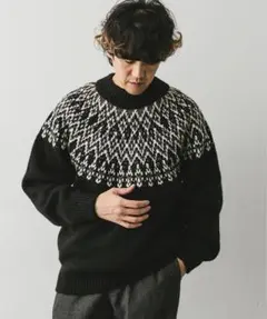 URBANRESEARCH 求心柄　モックネックニット ブラック