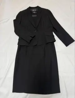 未使用ハナイユキコ　花井幸子 15号　礼服　喪服　ワンピーススーツ 大きいサイズ