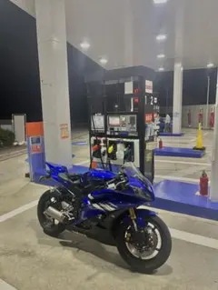 YAMAHA YZF-R6 ブルー