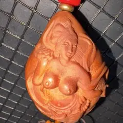 橄欖胡彫刻美術品　縁起物　根付　春画　女陰　女性器　高級木彫り　木製　手作り