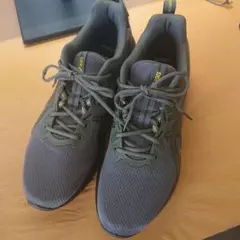 アシックス ランニングシューズ 28