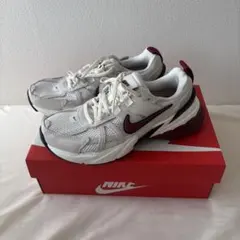 【最終値下げ】Nike V2K RUN SE レディース