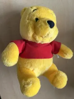 プーさん ぬいぐるみ 赤いシャツ